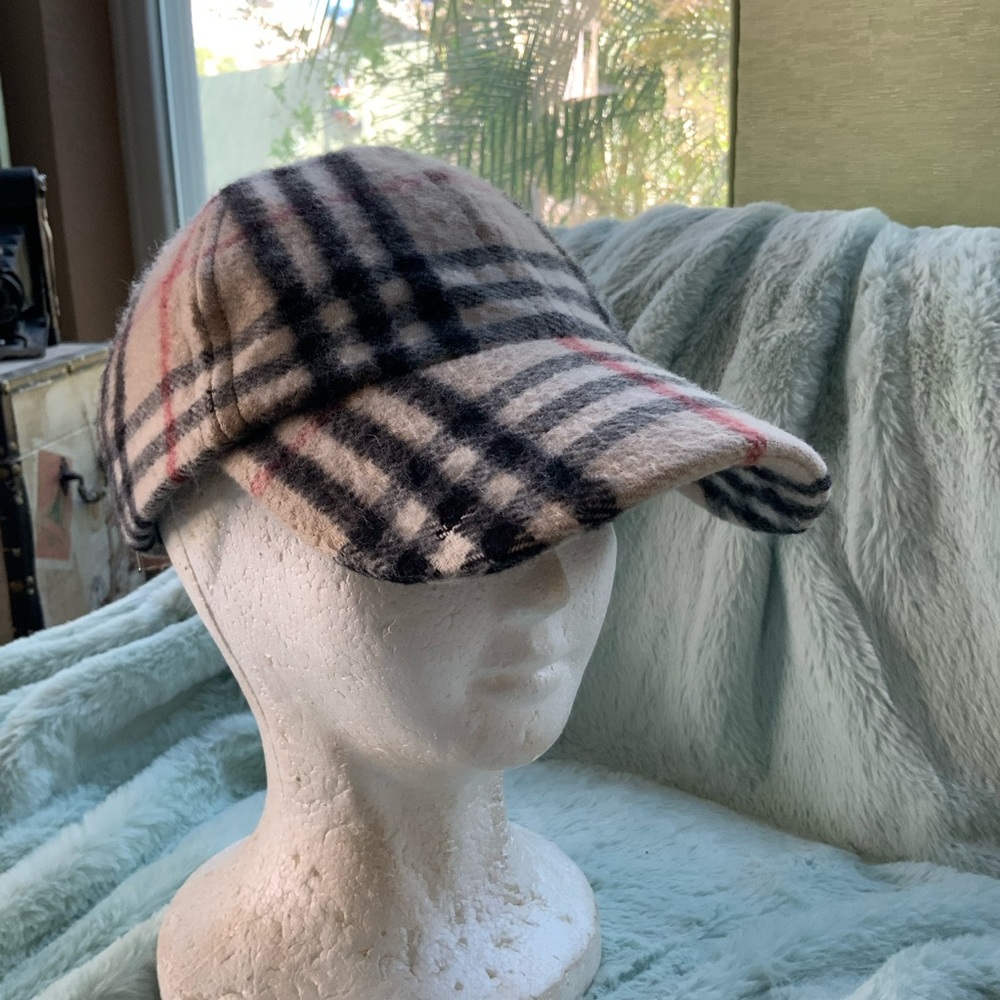Authentic Vintage Burberry Cashmere Baseball Cap - Picture 11 of 11